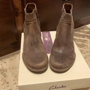 Clarks Carleta Paris Brown boots 7.5M